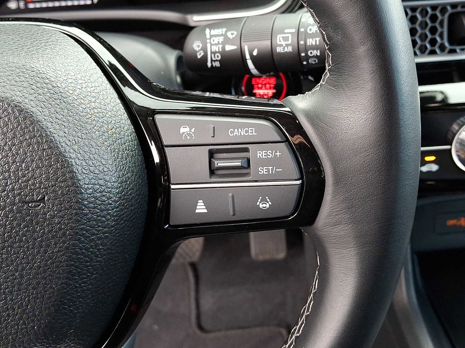 2024 Honda Civic Hatchback EX-L