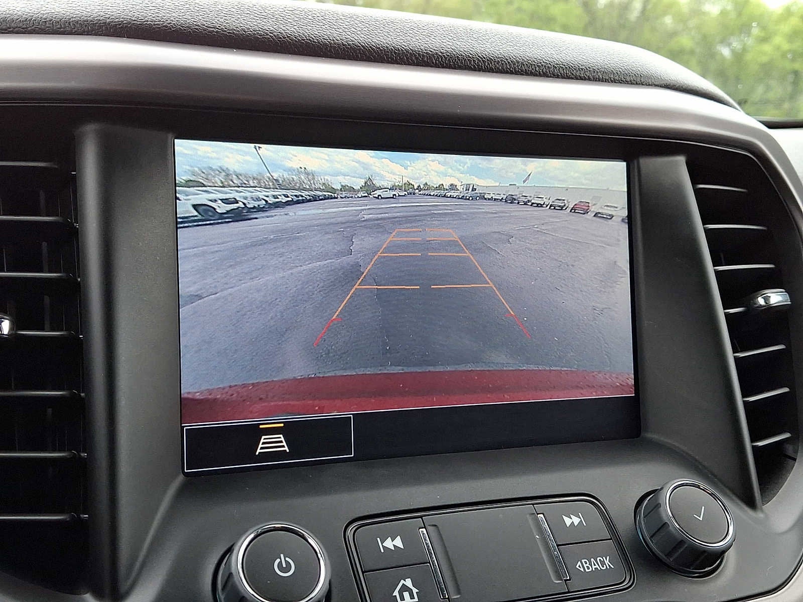 2023 GMC Acadia AT4