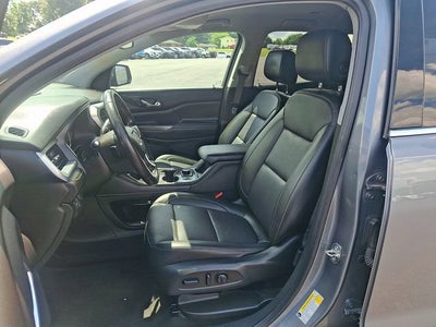 2021 GMC Acadia SLT