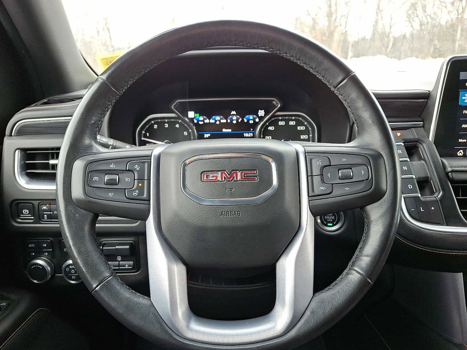2021 GMC Yukon SLT