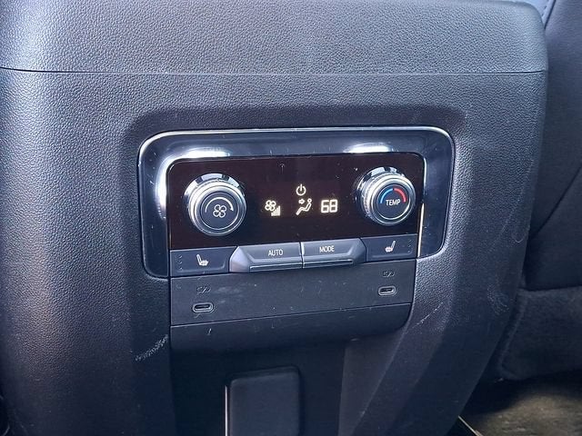2025 GMC Yukon AT4