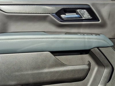 2025 GMC Yukon AT4
