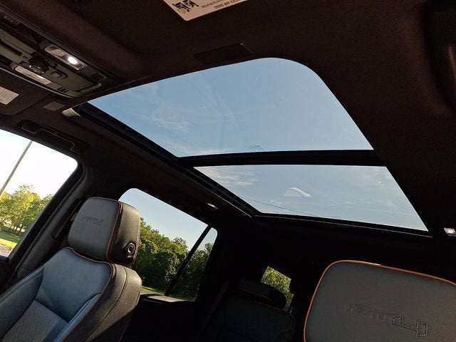 2025 GMC Yukon AT4