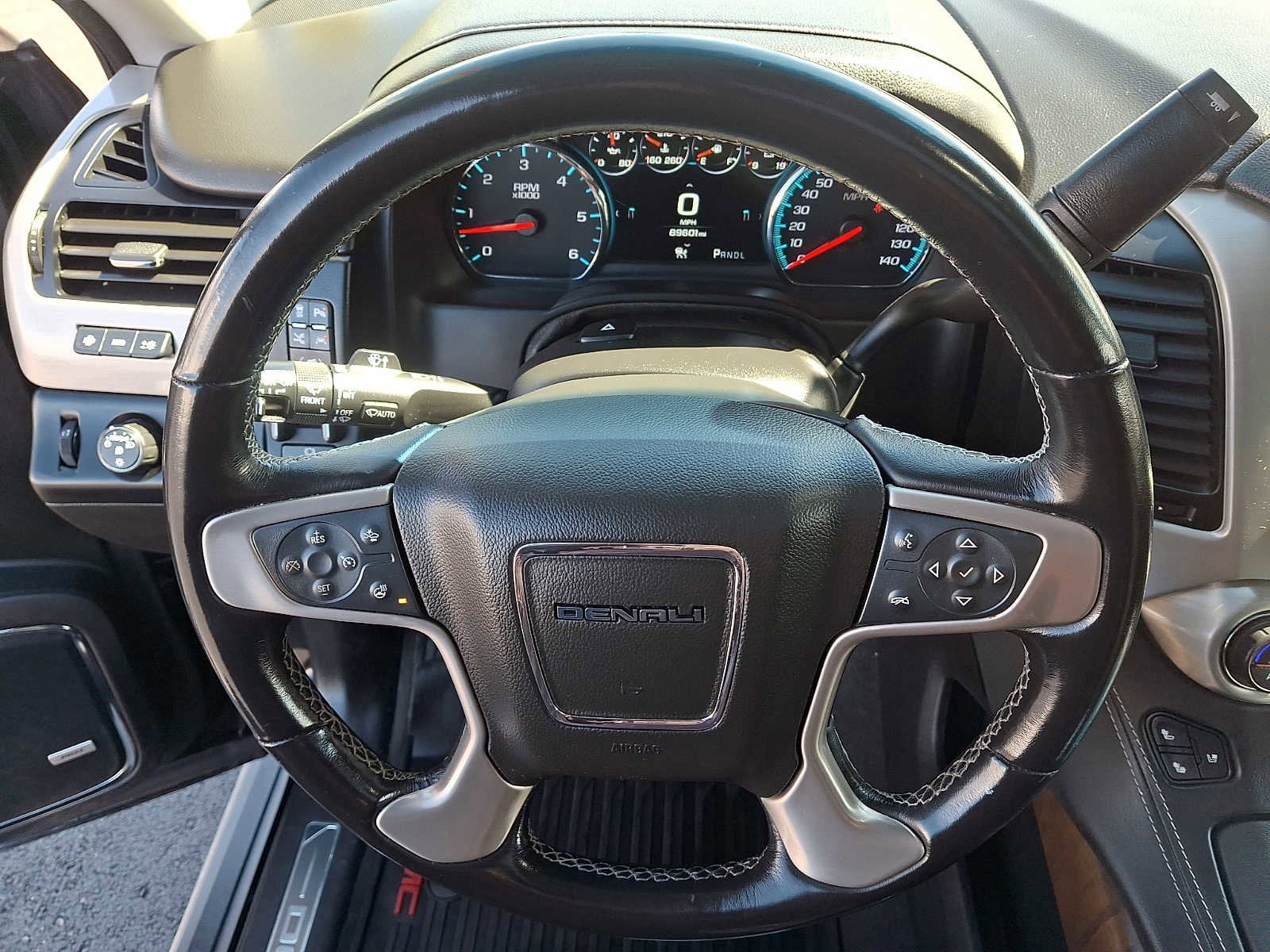 2020 GMC Yukon XL Denali