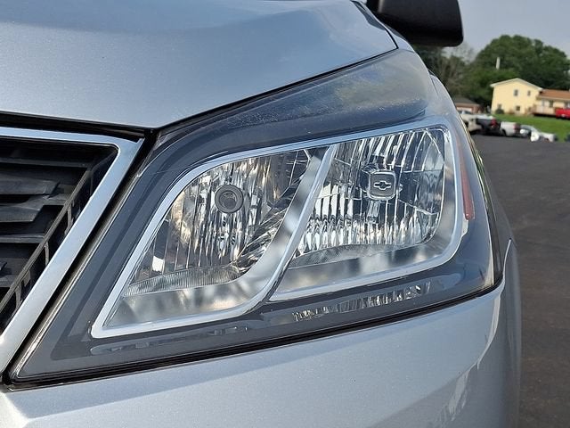 2017 Chevrolet Traverse LS - Photo 9