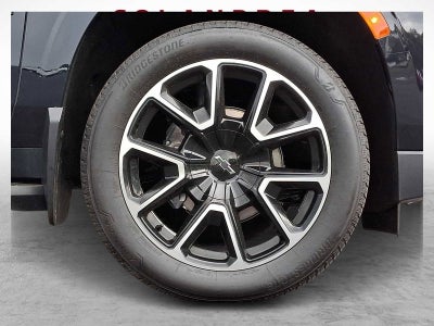 2024 Chevrolet Suburban RST