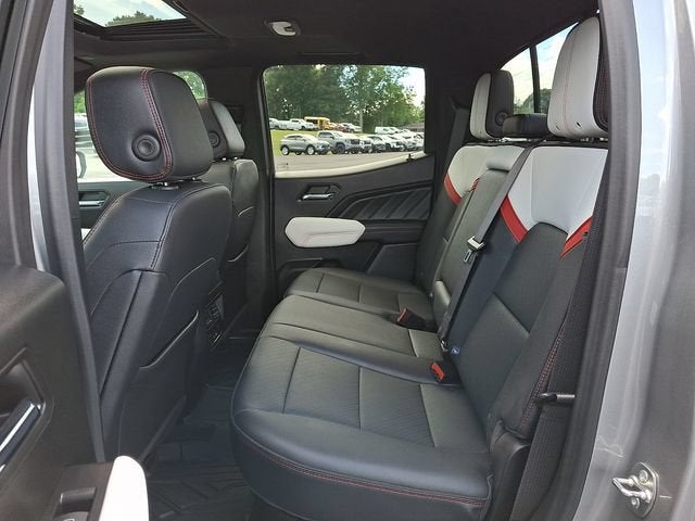 2024 GMC Canyon AT4X - Photo 10