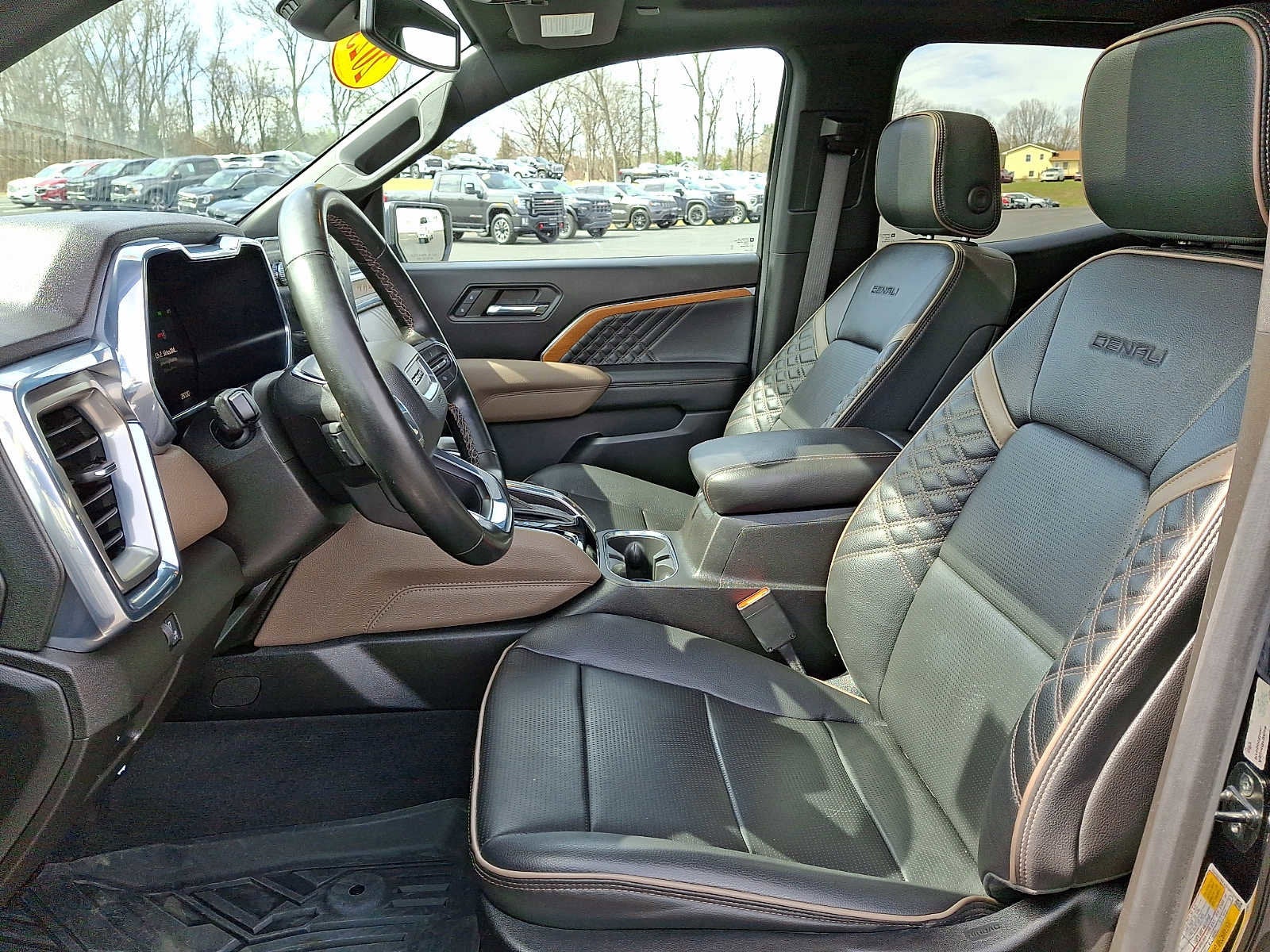 2023 GMC Canyon Denali