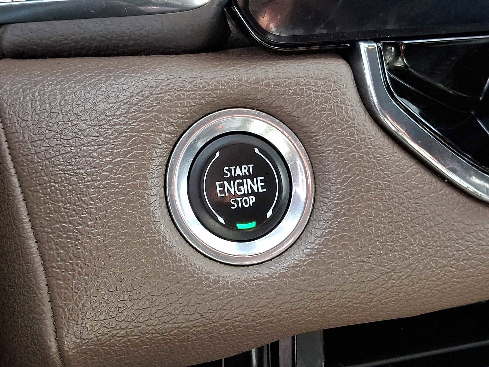 2023 GMC Canyon Denali
