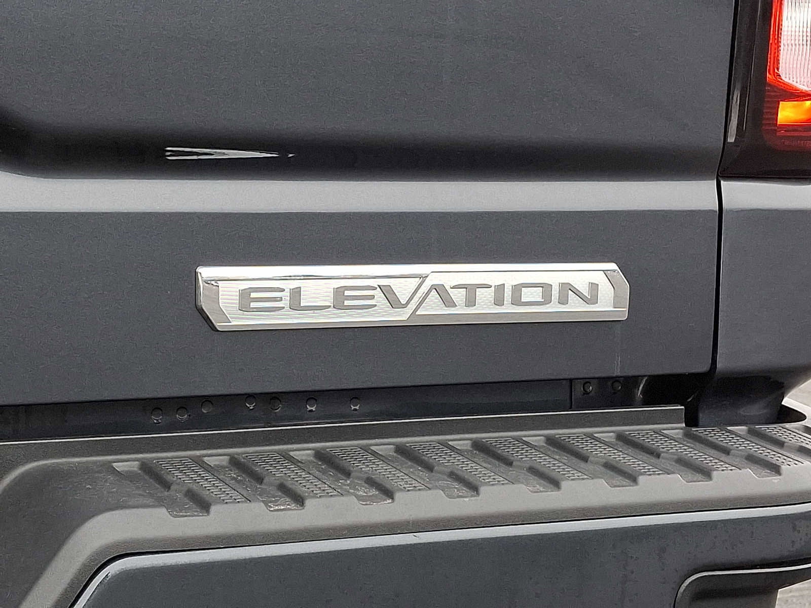 2022 GMC Sierra 1500 Limited Elevation