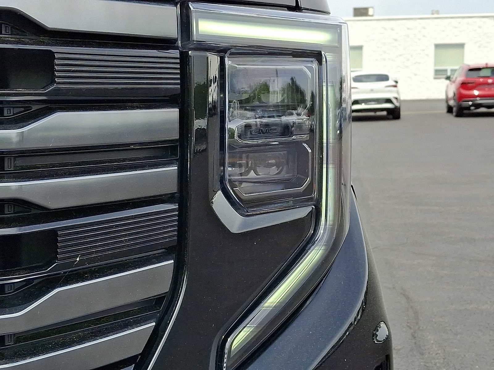 2022 GMC Sierra 1500 AT4 - Photo 9