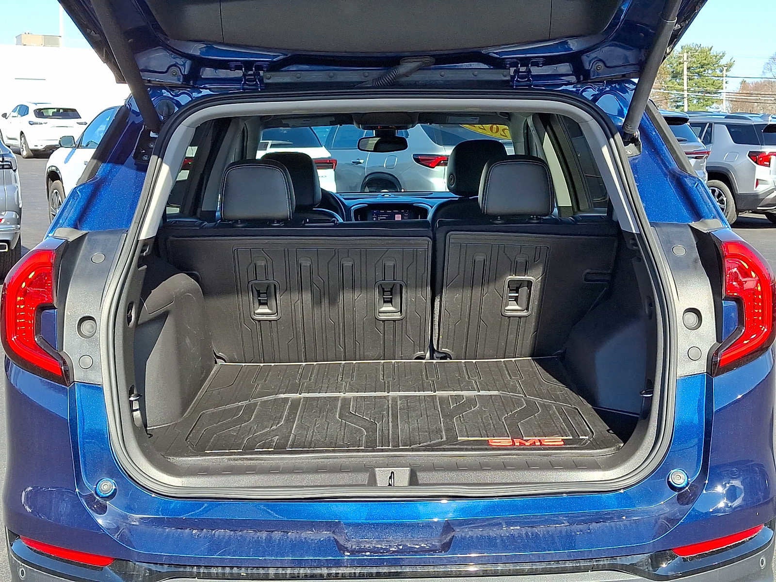 2022 GMC Terrain SLT