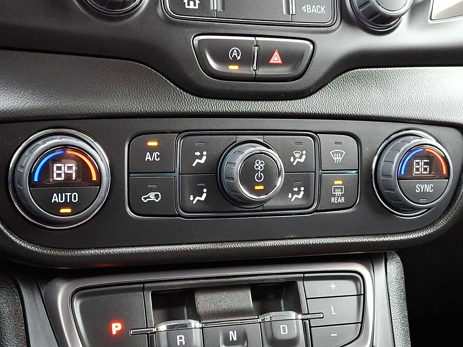 2022 GMC Terrain AT4