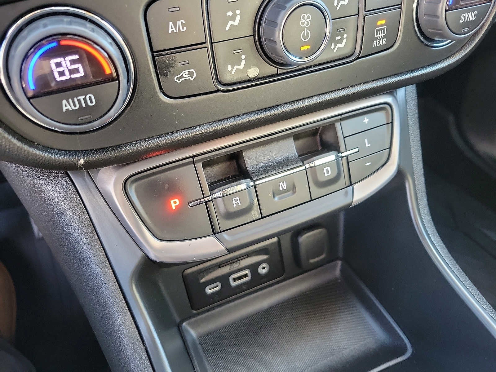 2022 GMC Terrain AT4