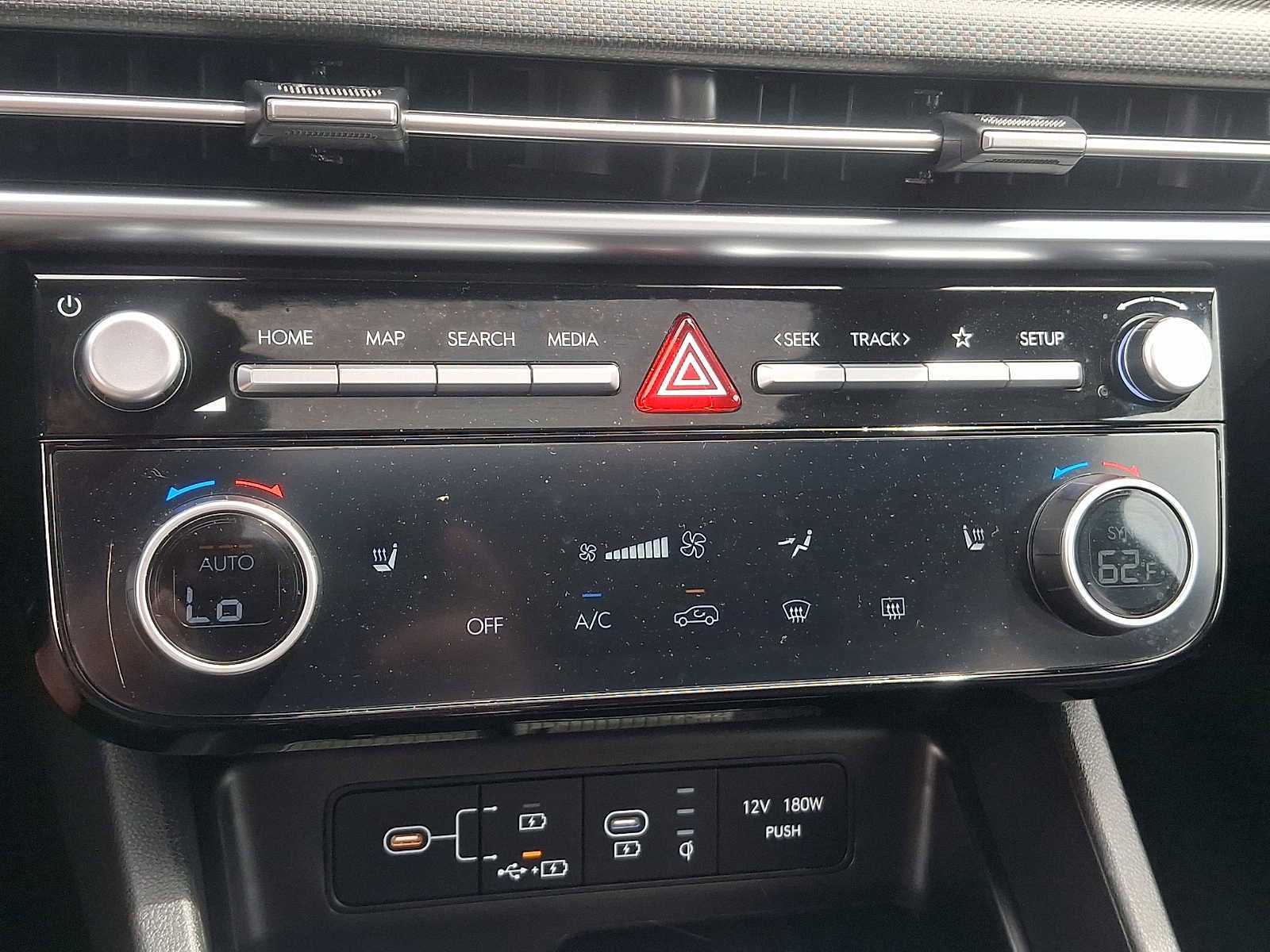 2025 Hyundai Tucson SEL Convenience - Photo 17