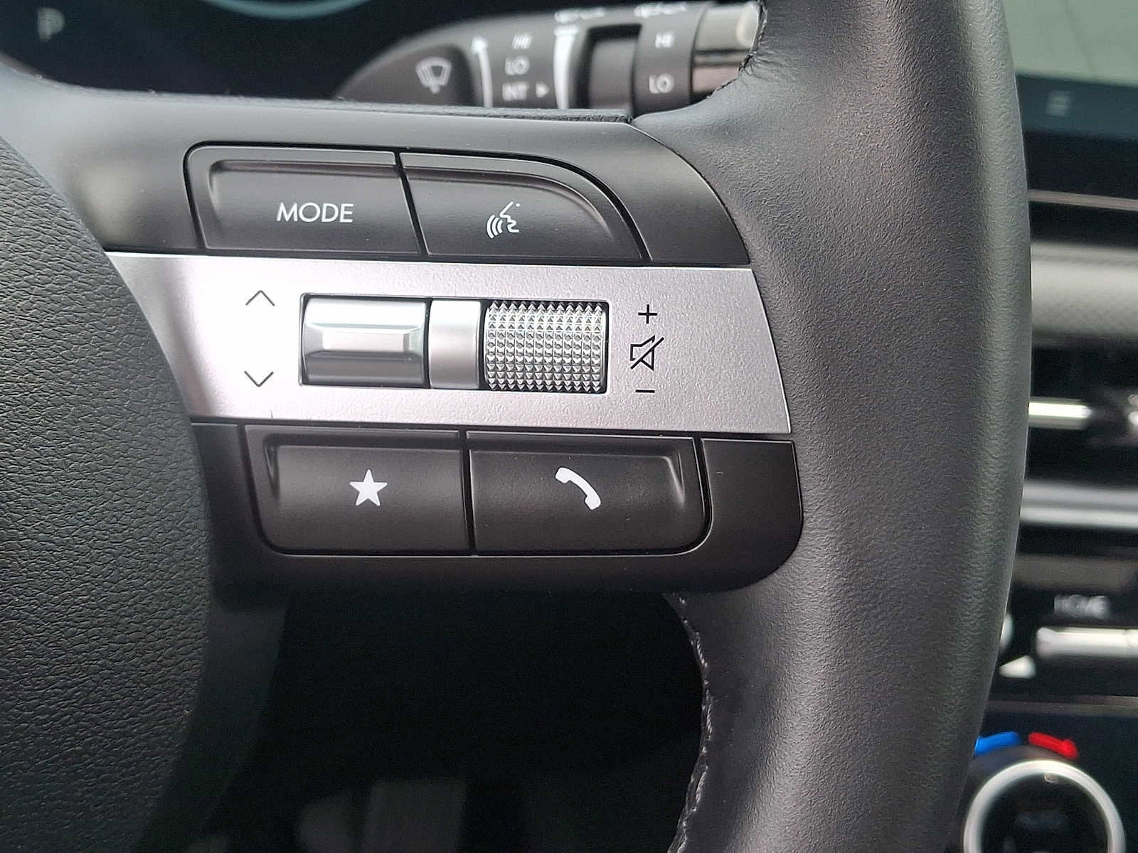 2025 Hyundai Tucson SEL Convenience - Photo 24