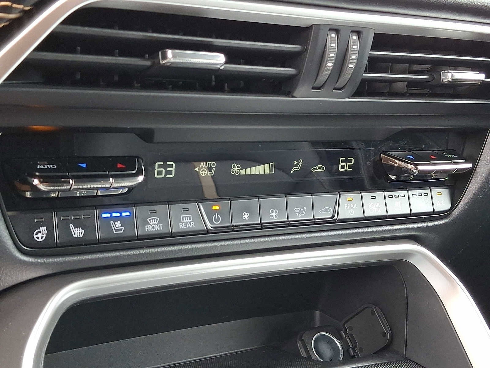 2024 Mazda Mazda CX-90 PHEV Premium Plus