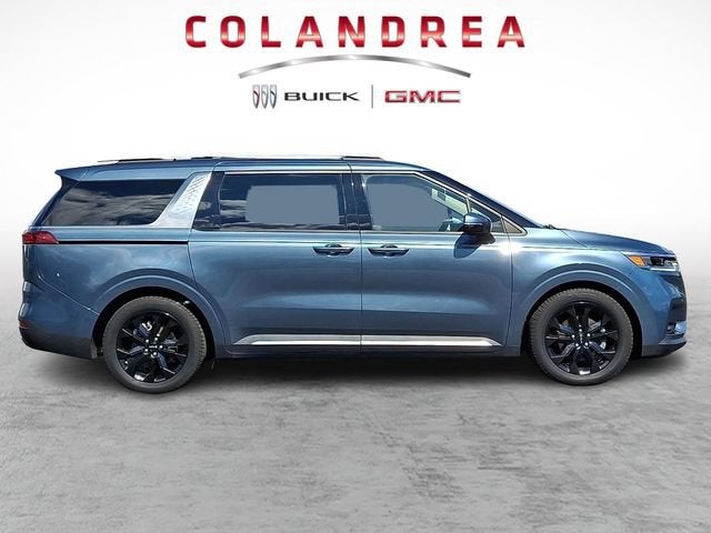2023 Kia Carnival SX