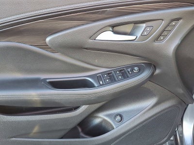 2020 Buick Envision Essence Group