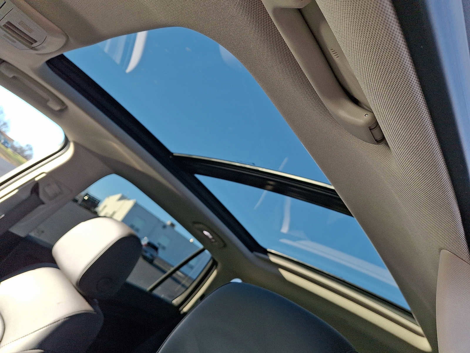 2020 Buick Envision Essence Group