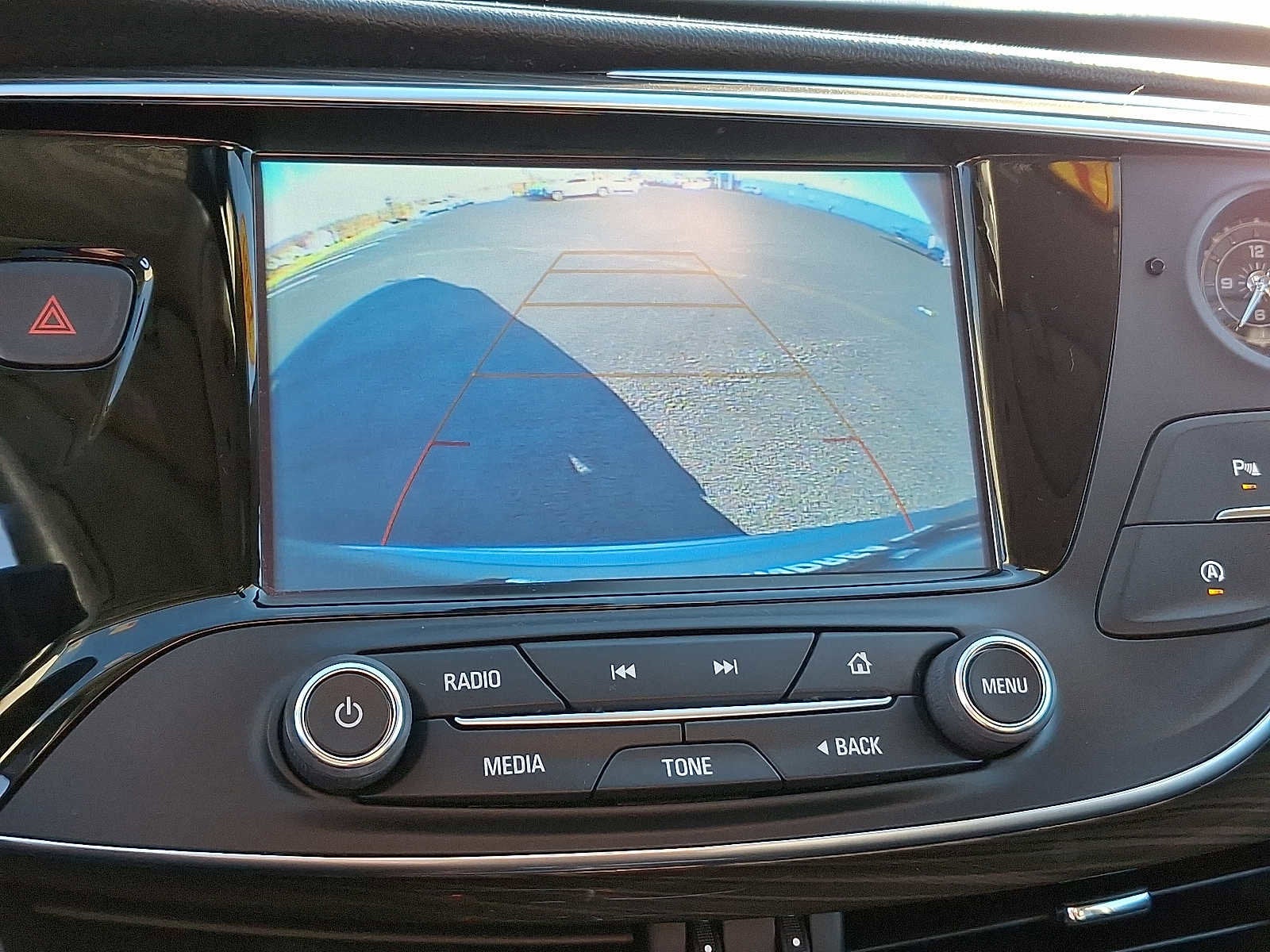 2020 Buick Envision Essence Group