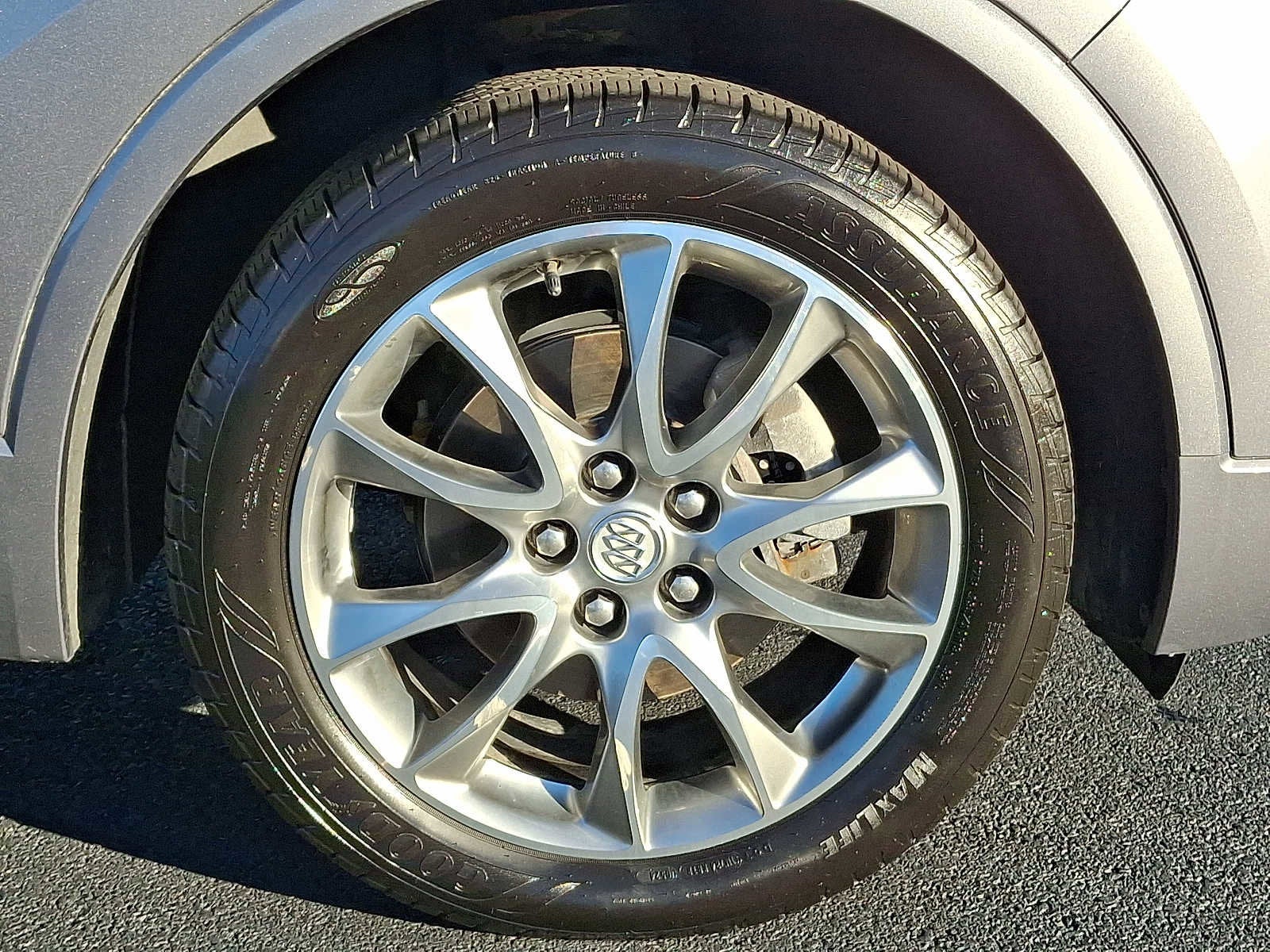 2020 Buick Envision Essence Group