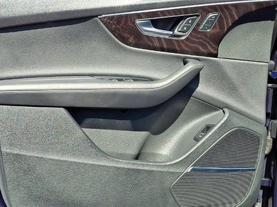 2023 Audi Q7 Premium Plus