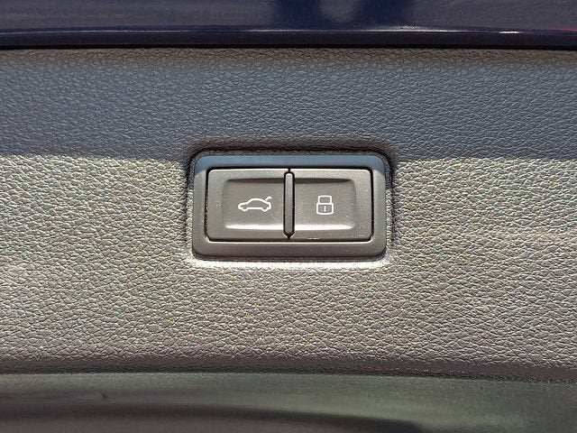 2023 Audi Q7 Premium Plus
