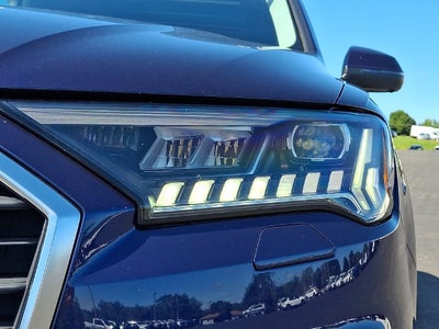 2023 Audi Q7 Premium Plus