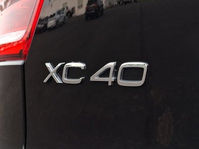 2021 Volvo XC40 4DR EAWD P8 RECHA