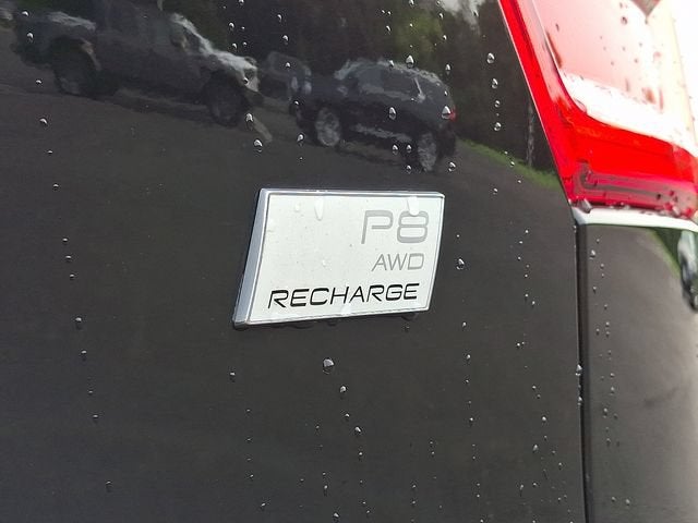 2021 Volvo XC40 4DR EAWD P8 RECHA
