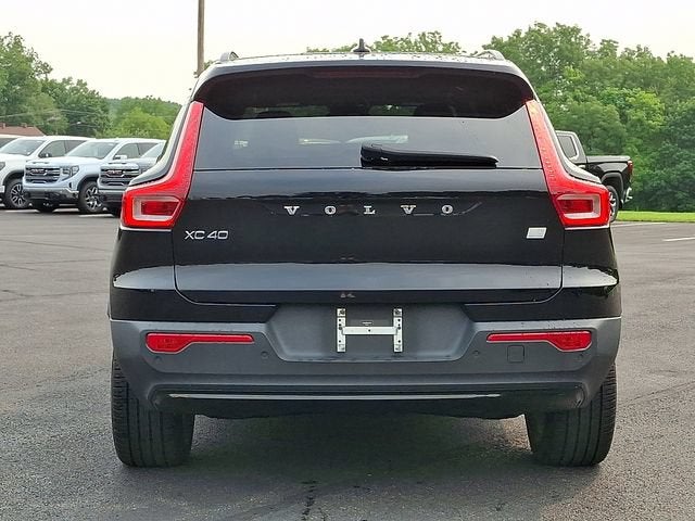 2021 Volvo XC40 4DR EAWD P8 RECHA