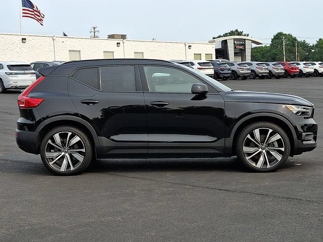 2021 Volvo XC40 4DR EAWD P8 RECHA