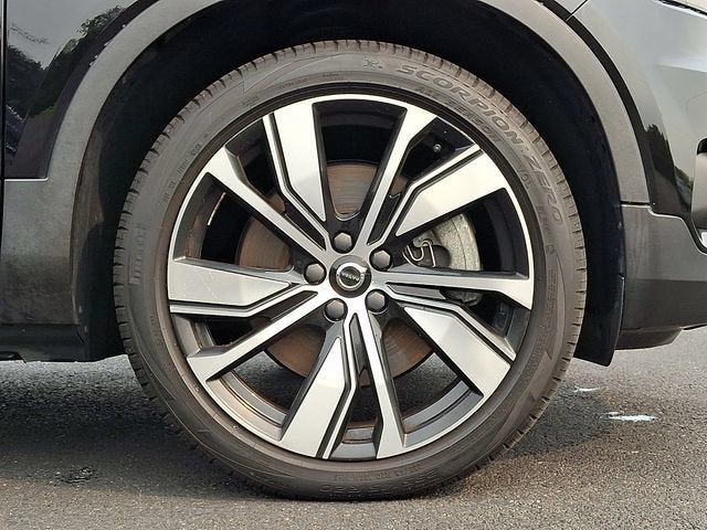 2021 Volvo XC40 4DR EAWD P8 RECHA